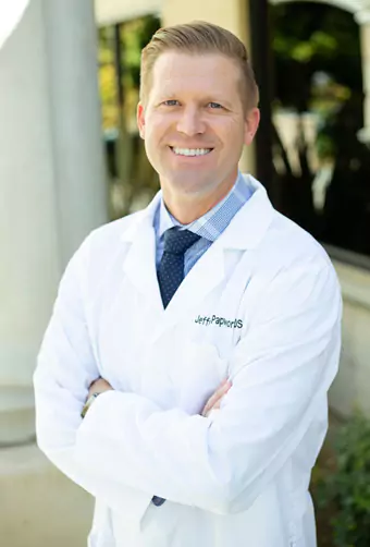 Dr. Jeffrey Papworth